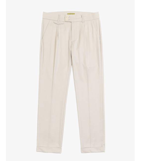 Pleated trousers with turn-up hem