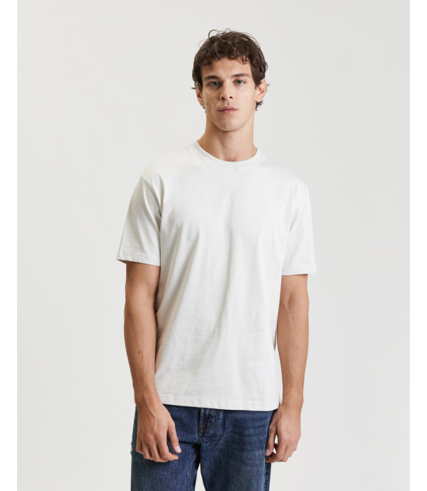 Di più su T-shirt basico in cotone