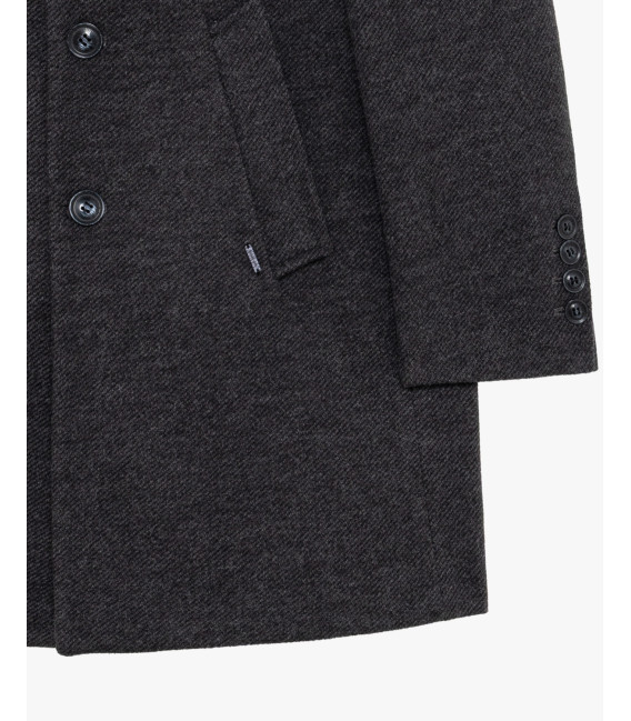 Slim fit coat