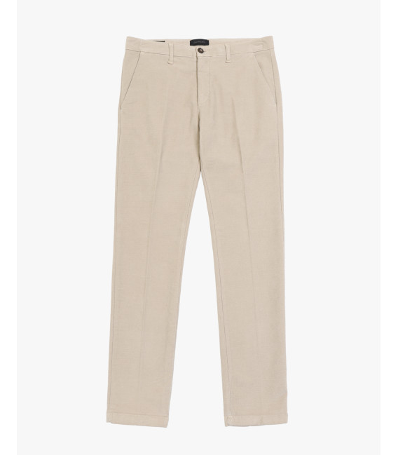 Slim fit chinos in woven textured fabric