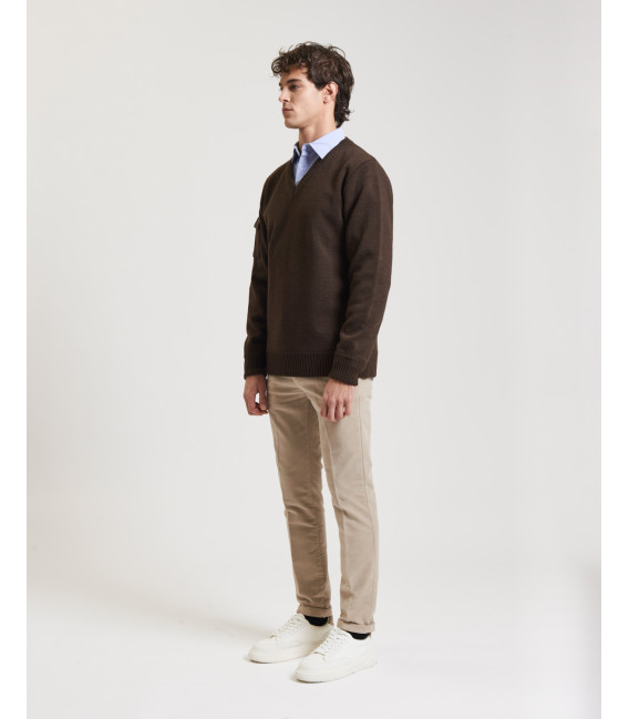 Slim fit chinos in woven textured fabric