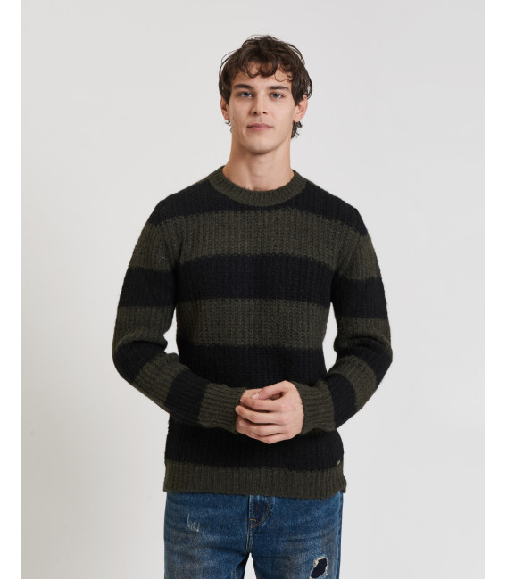 Maglia girocollo a righe spesse in misto lana