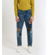 Jeans GRANT carrot fit con patch