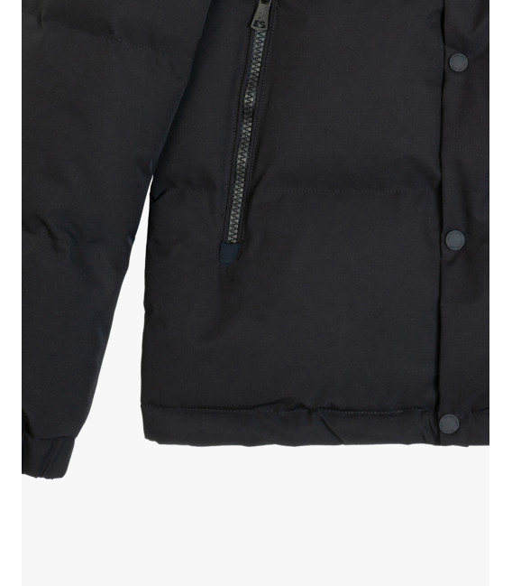 Puffer jacket with hood