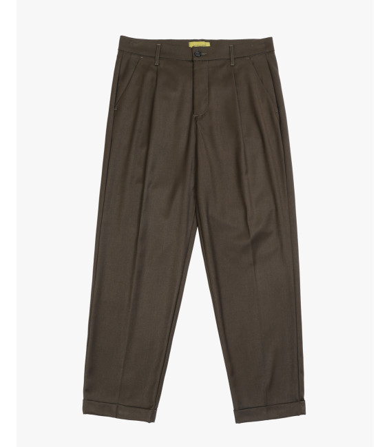 Balloon fit trousers