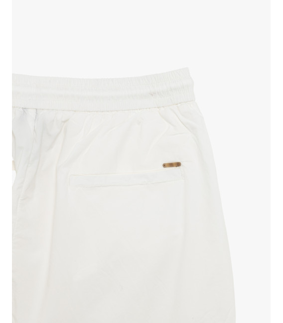 Pantaloni cargo con laccio