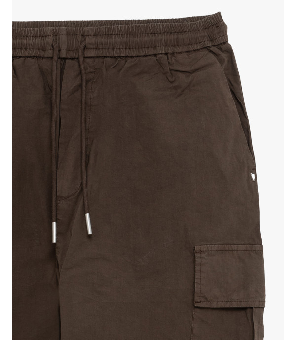 Pantaloni cargo con laccio