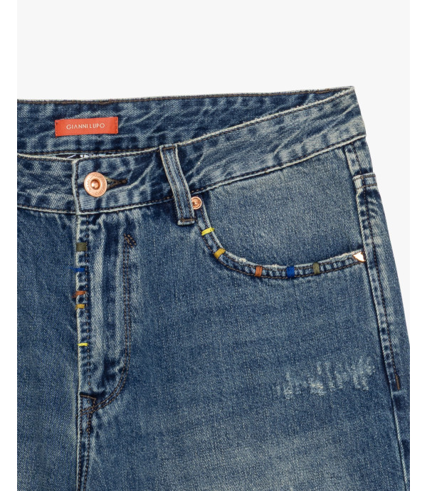 Denim bermuda shorts with used wash and destroyed details