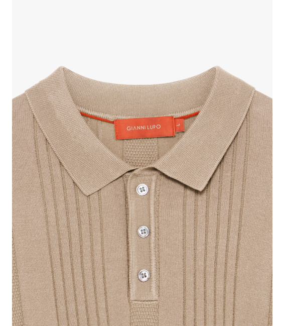Knitted polo shirt