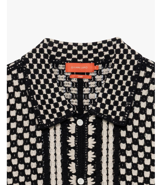 Camicia in maglia con motvo a contrasto