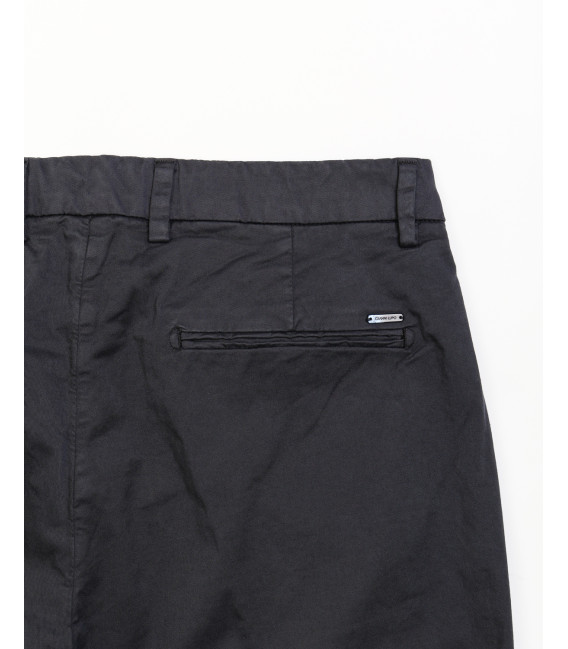 Slim fit chino in cotton