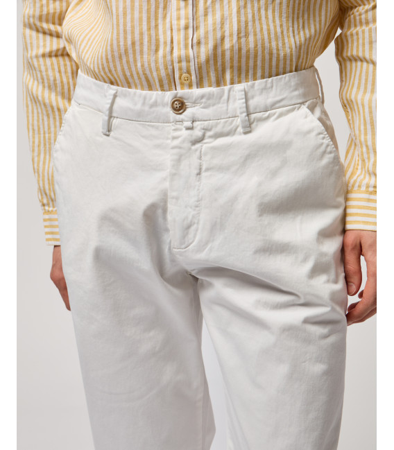 Relaxed fit chinos