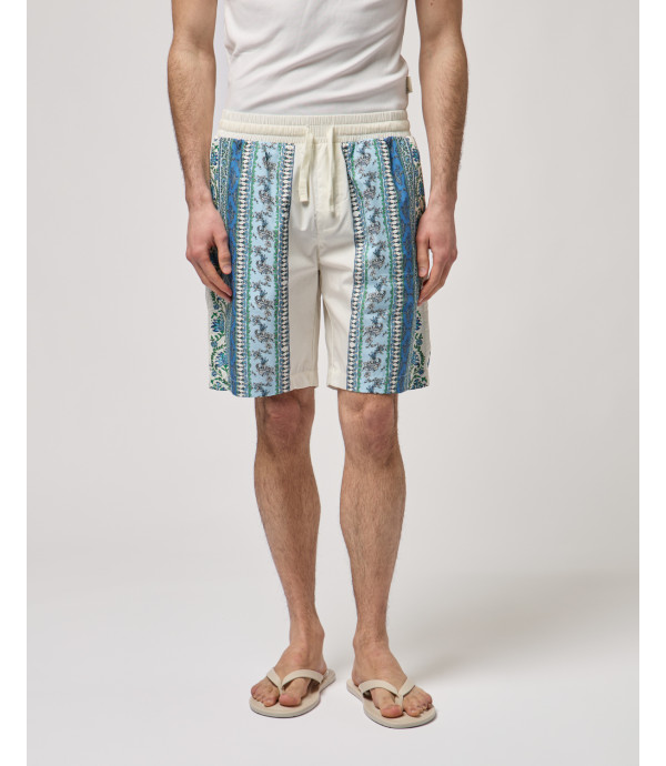 Bermuda shorts with geometric pattern