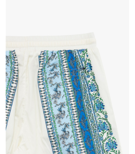 Bermuda shorts with geometric pattern