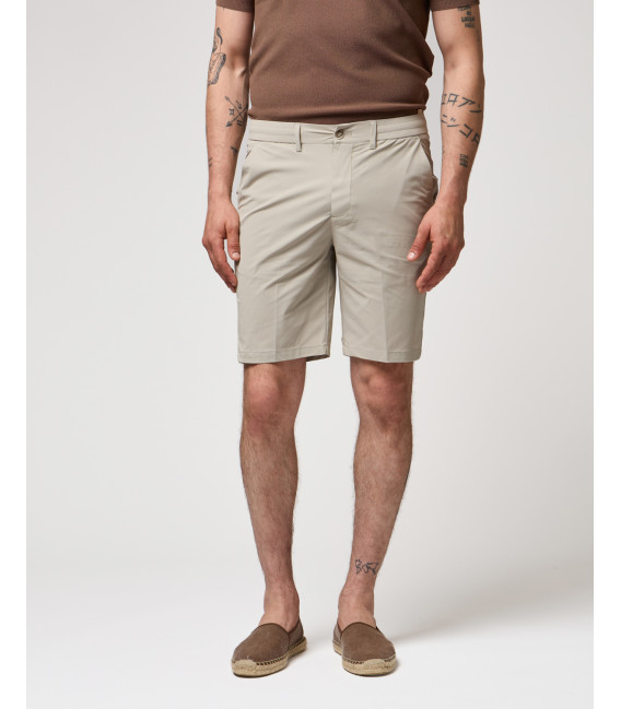 Tech fabric bermuda shorts