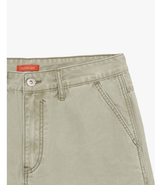 Carpenter bermuda shorts