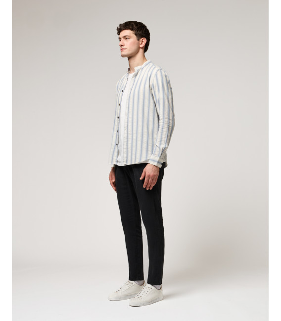 Pantalone in lino con laccio