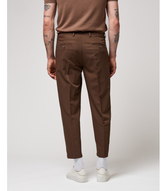 Pantaloni relaxed fit con pinces