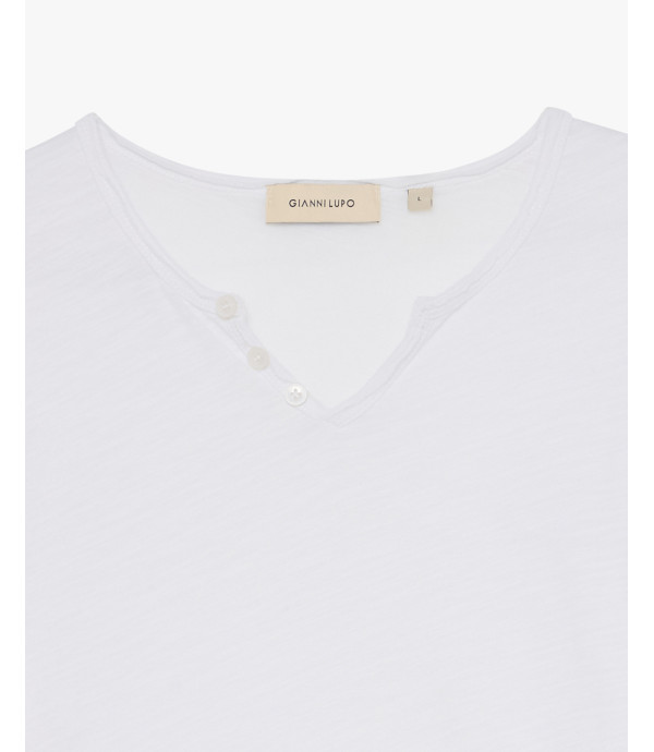 Moroccan neck t-shirt with buttons