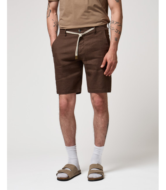 Linen shorts with drawstring