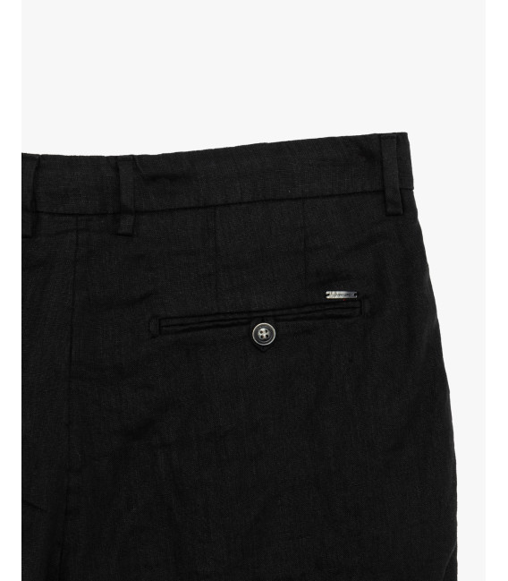 Linen shorts with drawstring