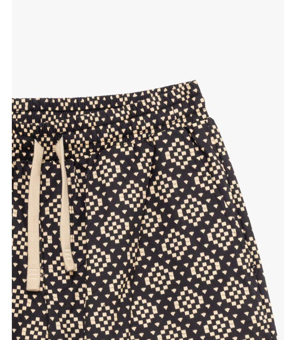 Bermuda shorts with geometric pattern