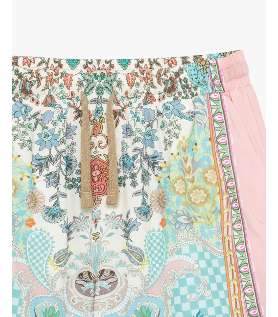 Bermuda shorts with geometric pattern