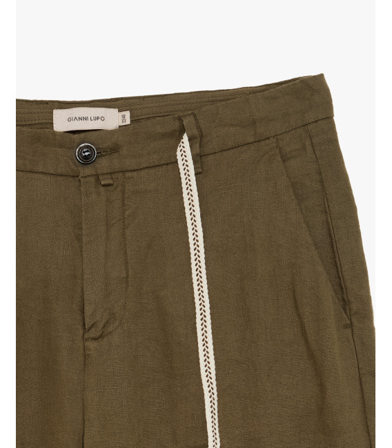 Linen shorts with drawstring
