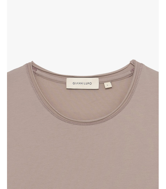 T-shirt con orli a taglio a vivo