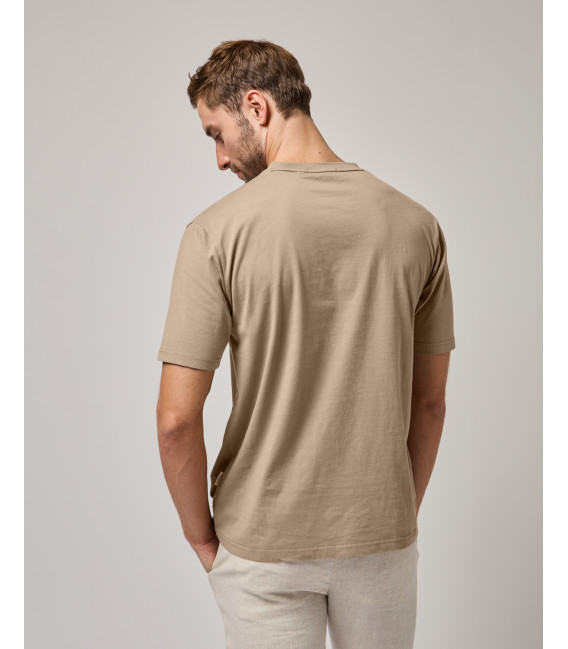 T-shirt essential