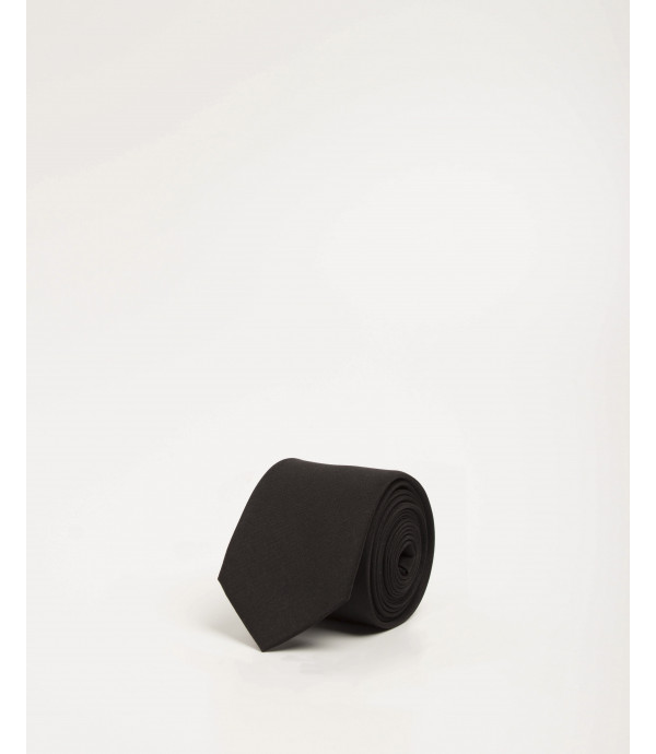 Black slim tie