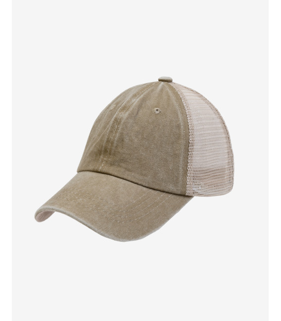Trucker hat