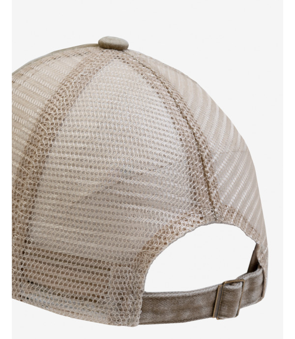 Trucker hat