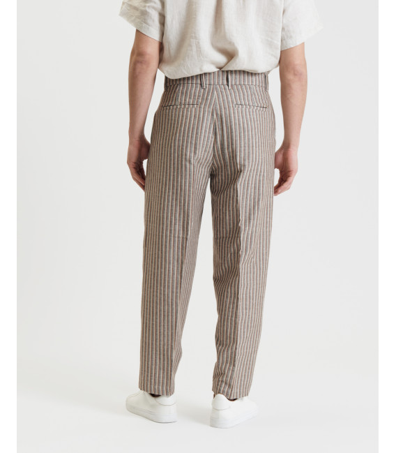 Pantaloni eleganti wide fit