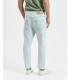 Jeans COOPER carrot cropped fit con strappo sul ginocchio