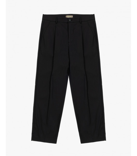 Wide leg trousers with flat front crease