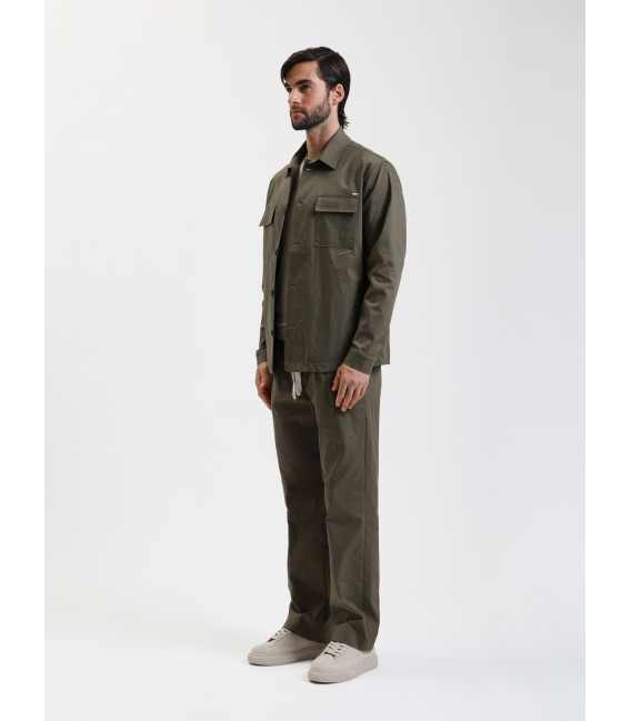 Oveshirt con taschini quadrati