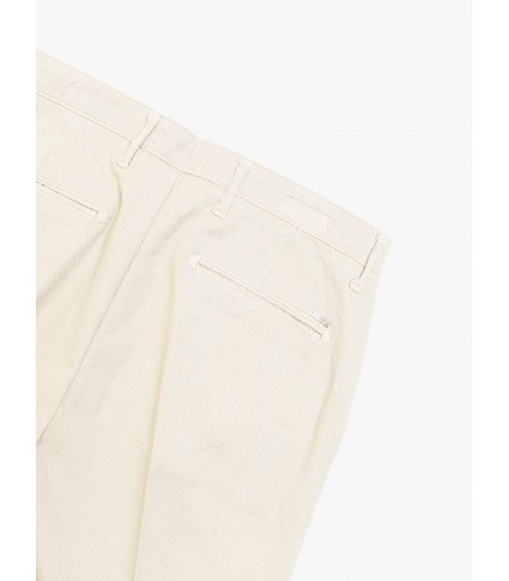 Stretch slim fit chinos