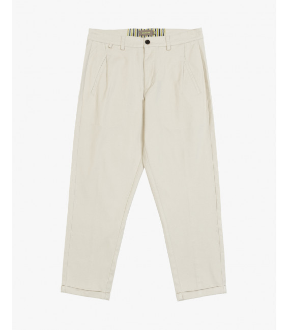Pantaloni carrot cropped con pinces