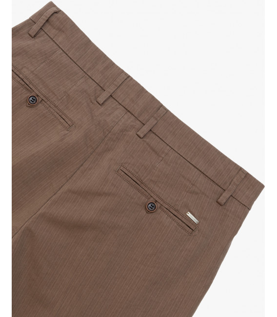 Pantaloni slim fit con coulisse