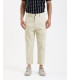Pantaloni carrot cropped con pinces