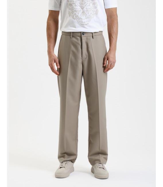 Wide leg relaxed fit trousers