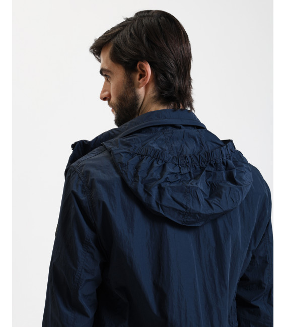 Giacca impermeabile con tasche a patta