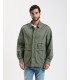 Overshirt stile militare con dettagli sfrangiati e tasche multiple.