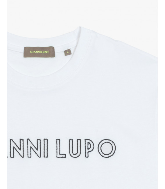 T-shirt with embroidered logo