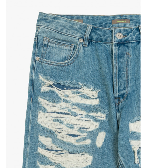 GRANT carrot fit jeans with evident rip&repair