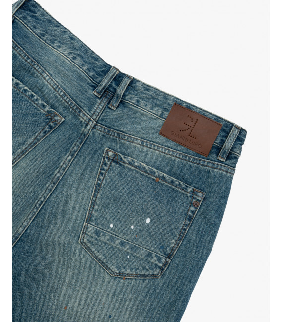 MIKE carrot cropped fit jeans with patches and rips