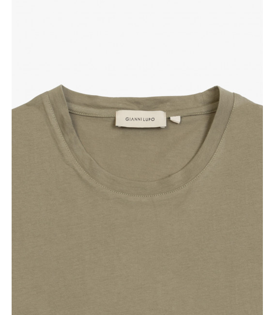 Essential T-shirt