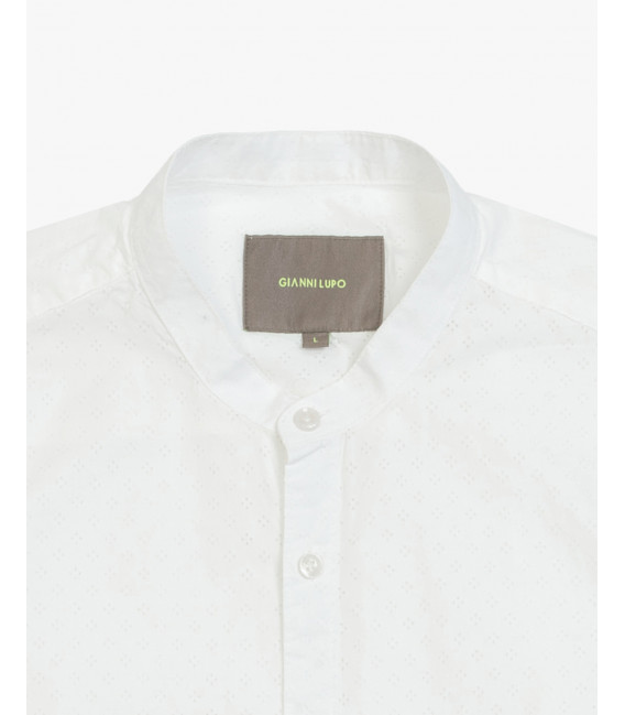 Slim fit micropierced shirt