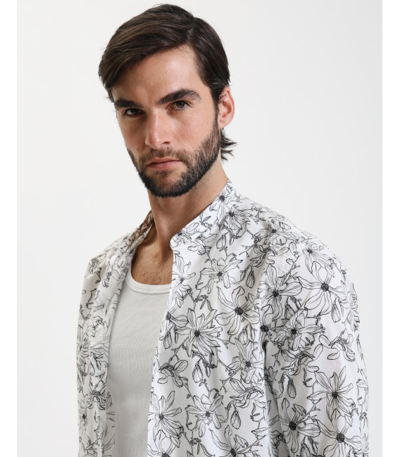 Camicia in fantasia floreale